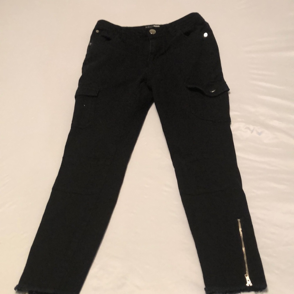 Women Fashion Nova Cargo Pants Size 3